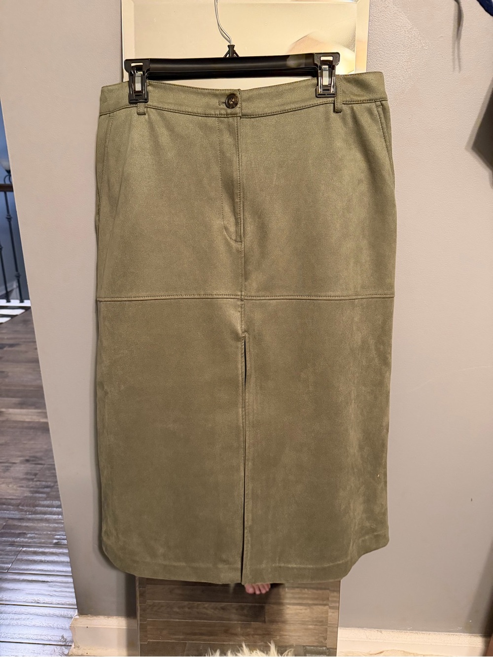 LOFT Olive Green Faux Suede Midi Pencil Skirt Excellent Condition